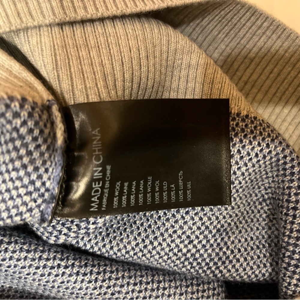 Club Monaco Floral Crew Neck Sweater in Gray and Blue - Picture 10 of 11
